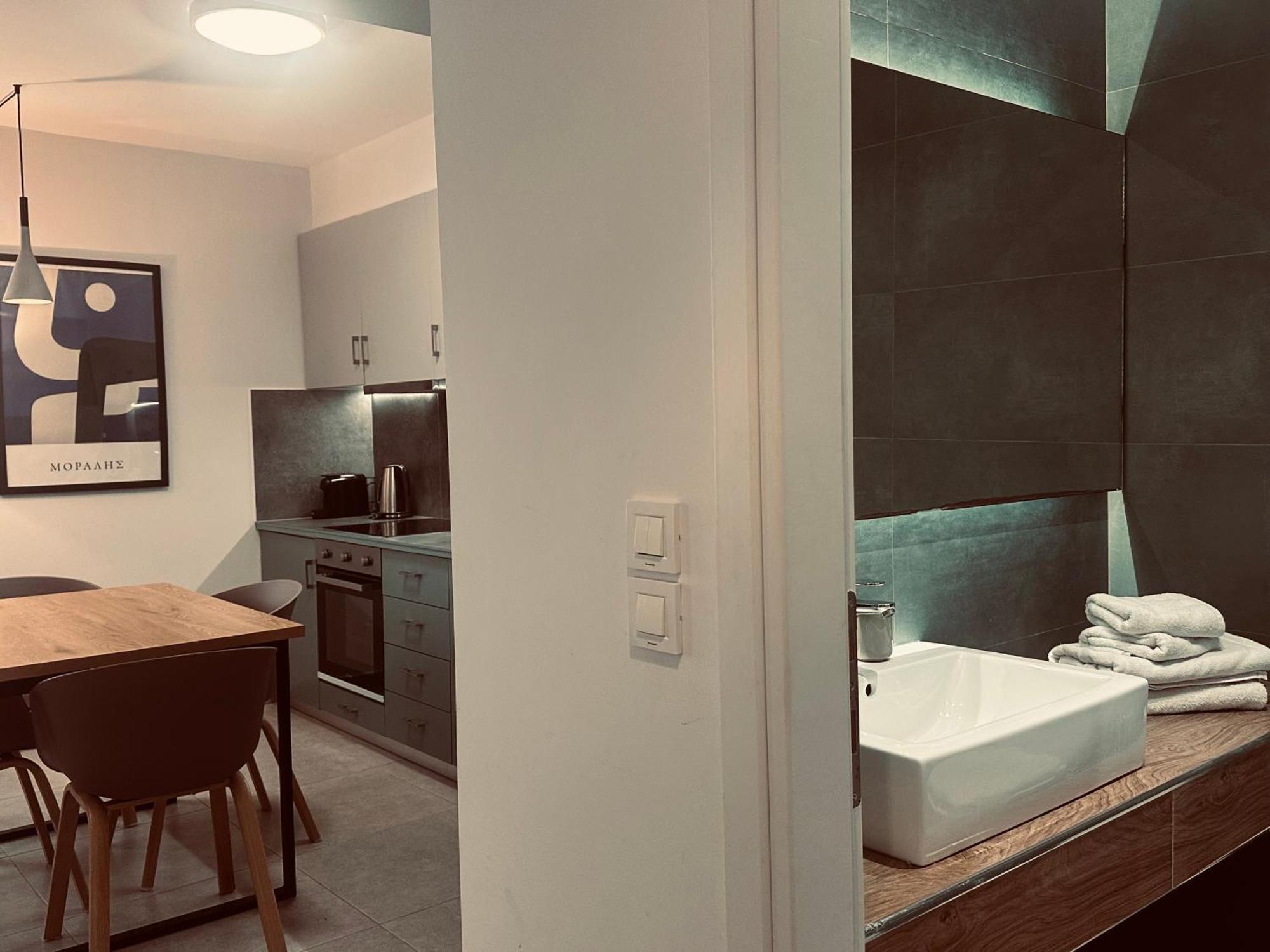 Tzane Luxury Suites ไซคิย์นธอสทาวน์ ภายนอก รูปภาพ
